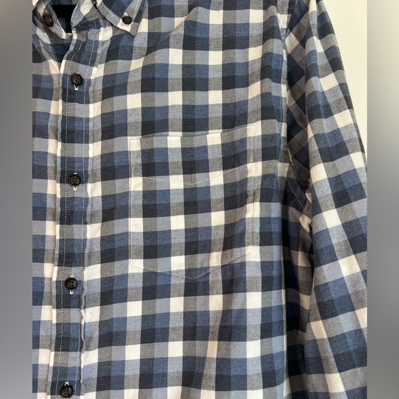 Men’s Banana Republic Luxe Flannel size large - Picture 3 of 4